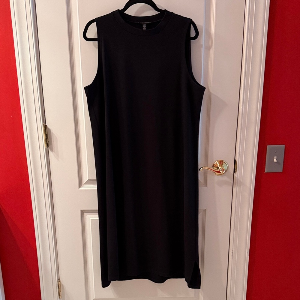 Eileen Fisher Elegant Black Sleeveless Midi Dress